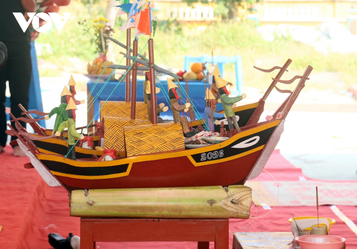 trang nghiem le khao le the linh hoang sa, nhac nho doi hung binh giu bien hinh anh 4