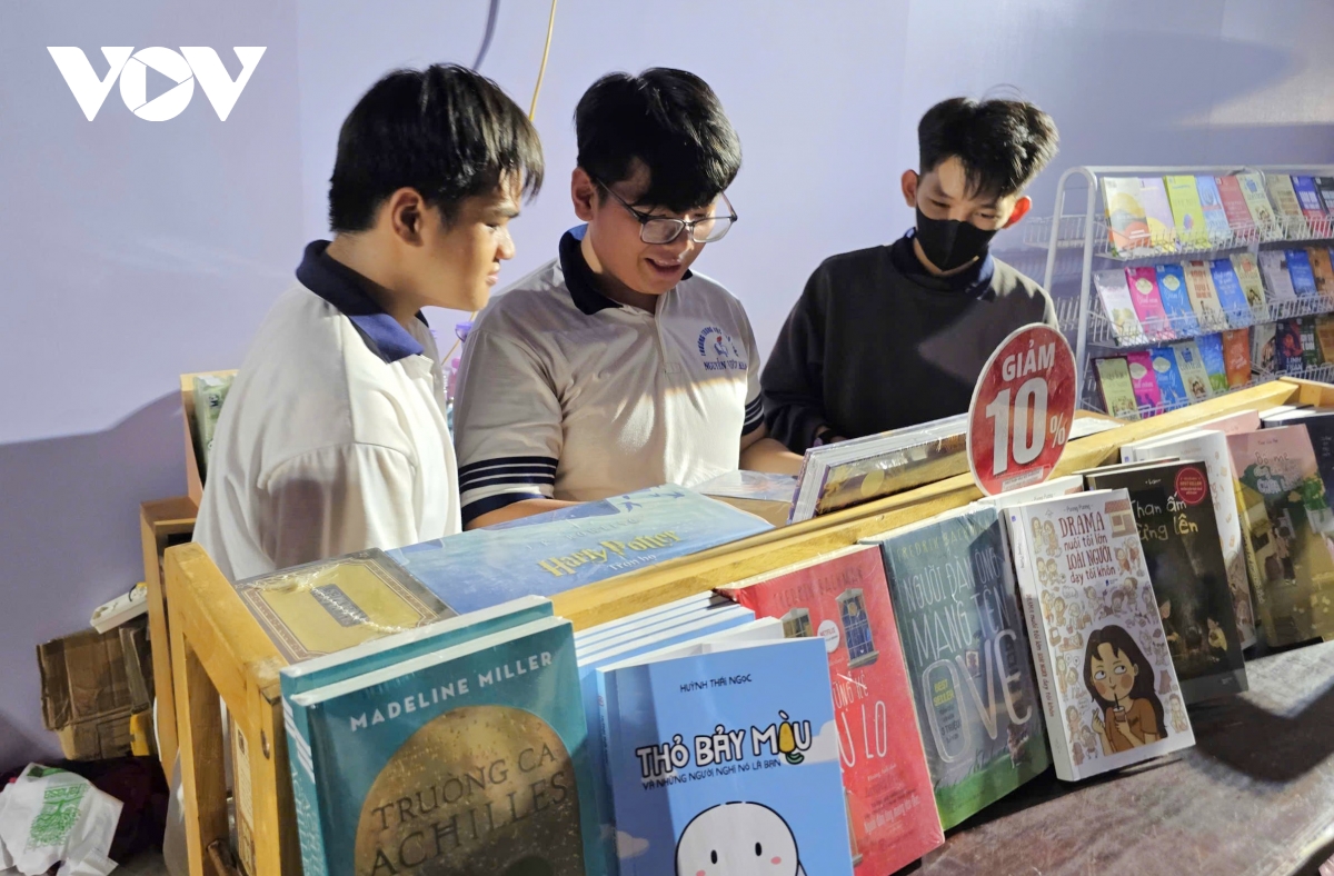 ca mau xay dung khat vong tri thuc tu sach trong ky nguyen so hinh anh 3