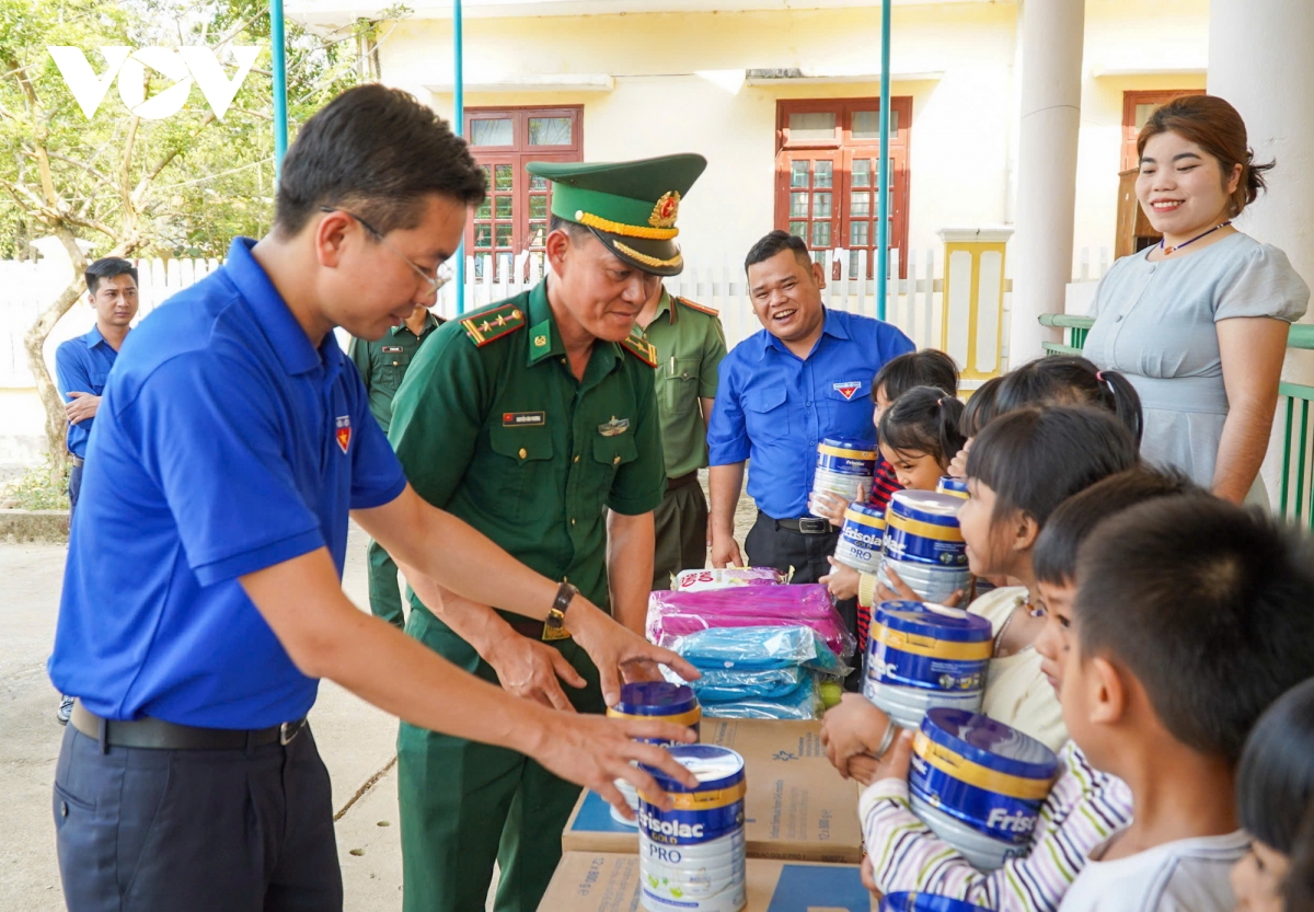ho tro 600 trieu dong thuc hien cac hoat dong an sinh xa tai mien nui Da nang hinh anh 3