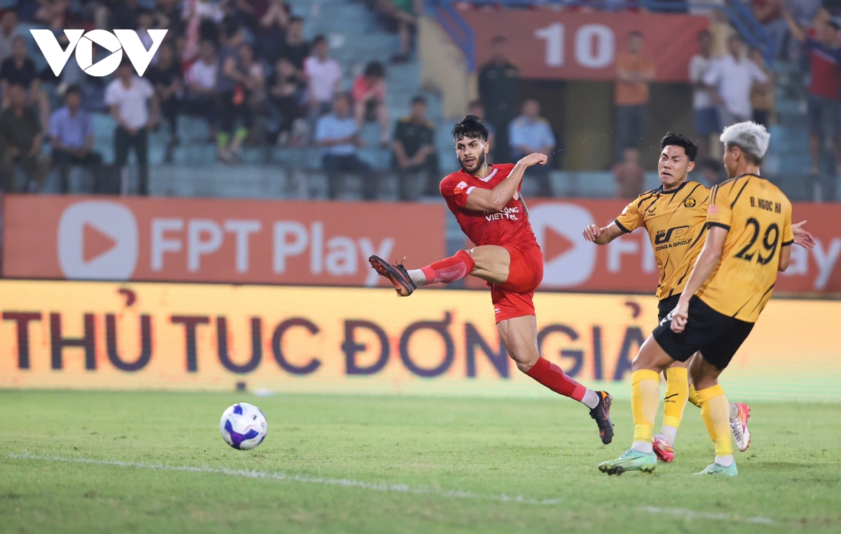 truc tiep the cong viettel 1-0 thanh hoa hlv popov nhan the do hinh anh 6