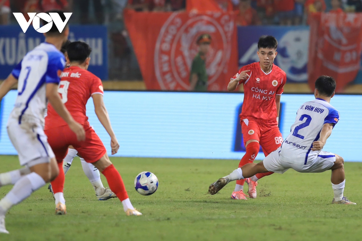 clb cahn co the vo dich v-league 2025 2026 som may vong hinh anh 1