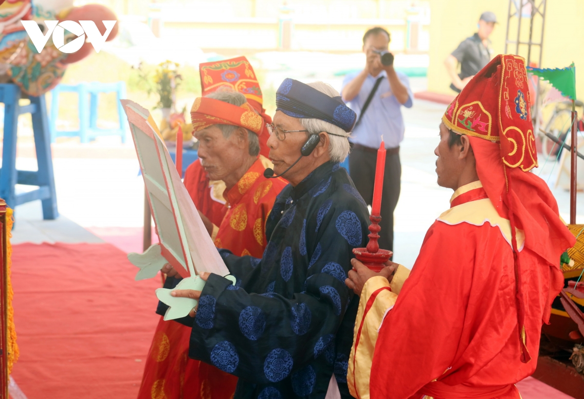 trang nghiem le khao le the linh hoang sa, nhac nho doi hung binh giu bien hinh anh 3