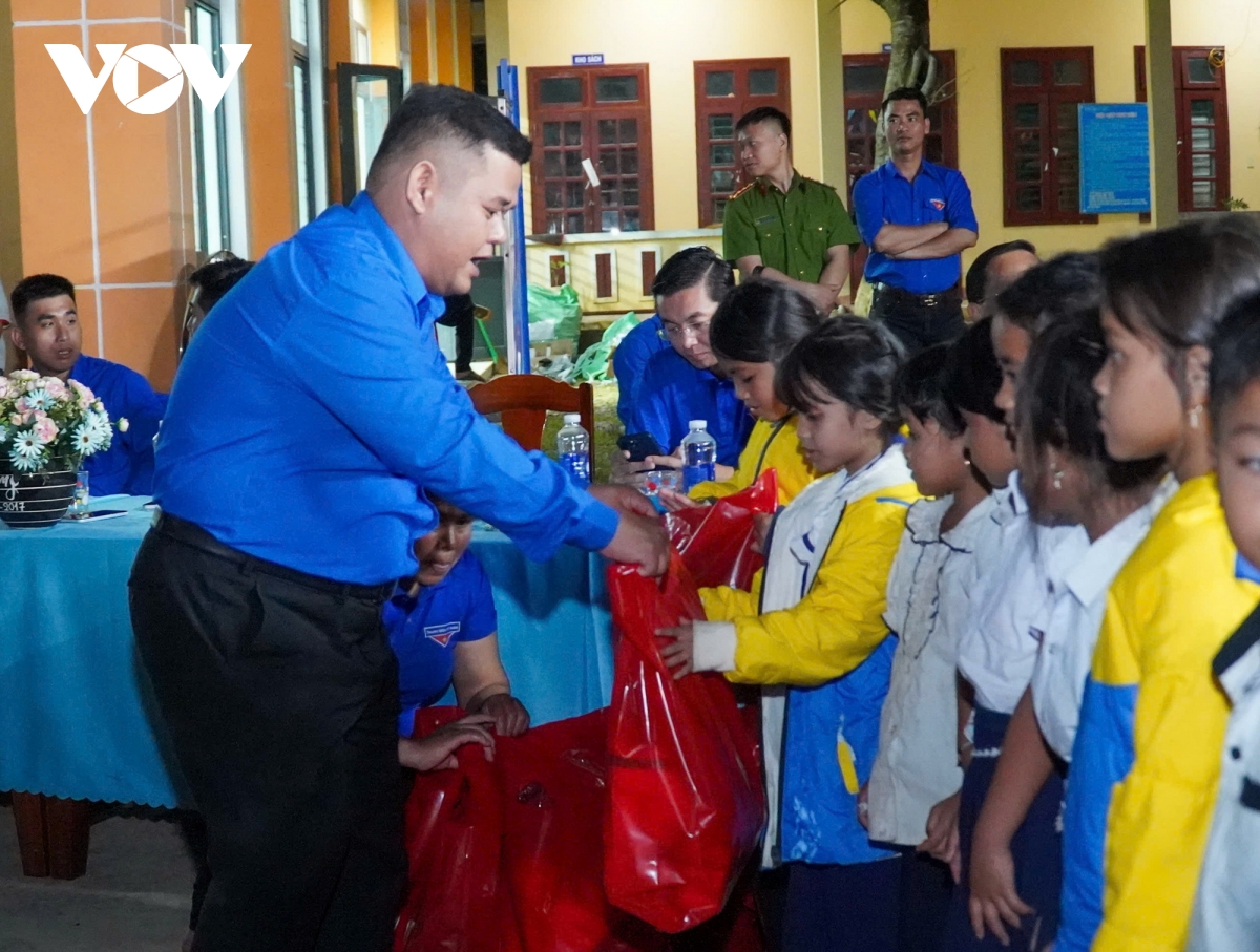 ho tro 600 trieu dong thuc hien cac hoat dong an sinh xa tai mien nui Da nang hinh anh 6