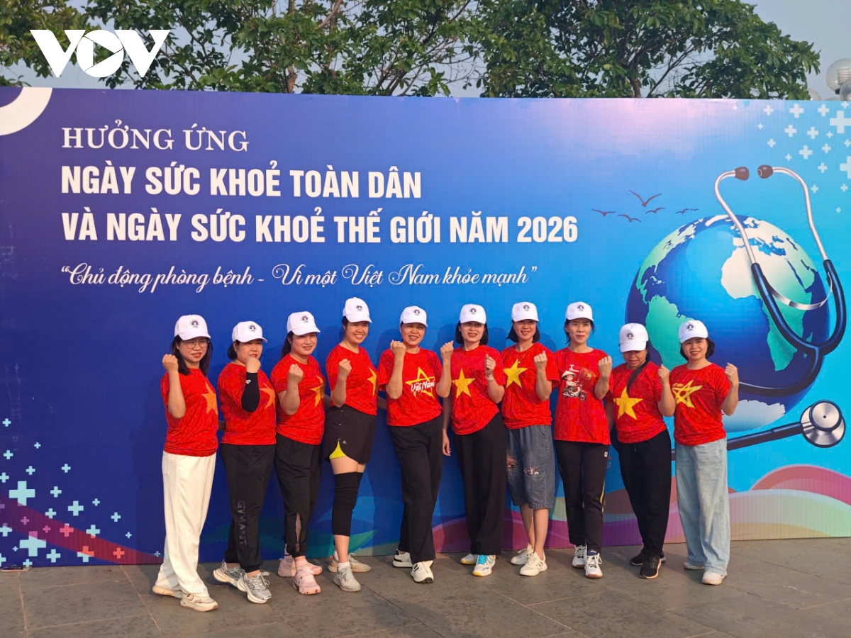 gan 1.500 dai bieu tham gia mit tinh phat dong ngay suc khoe toan dan tai son la hinh anh 5