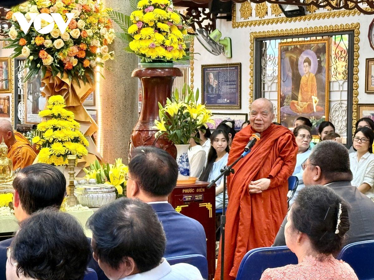 tp.hcm ron rang le hoi tet co truyen campuchia - lao - thai lan hinh anh 3