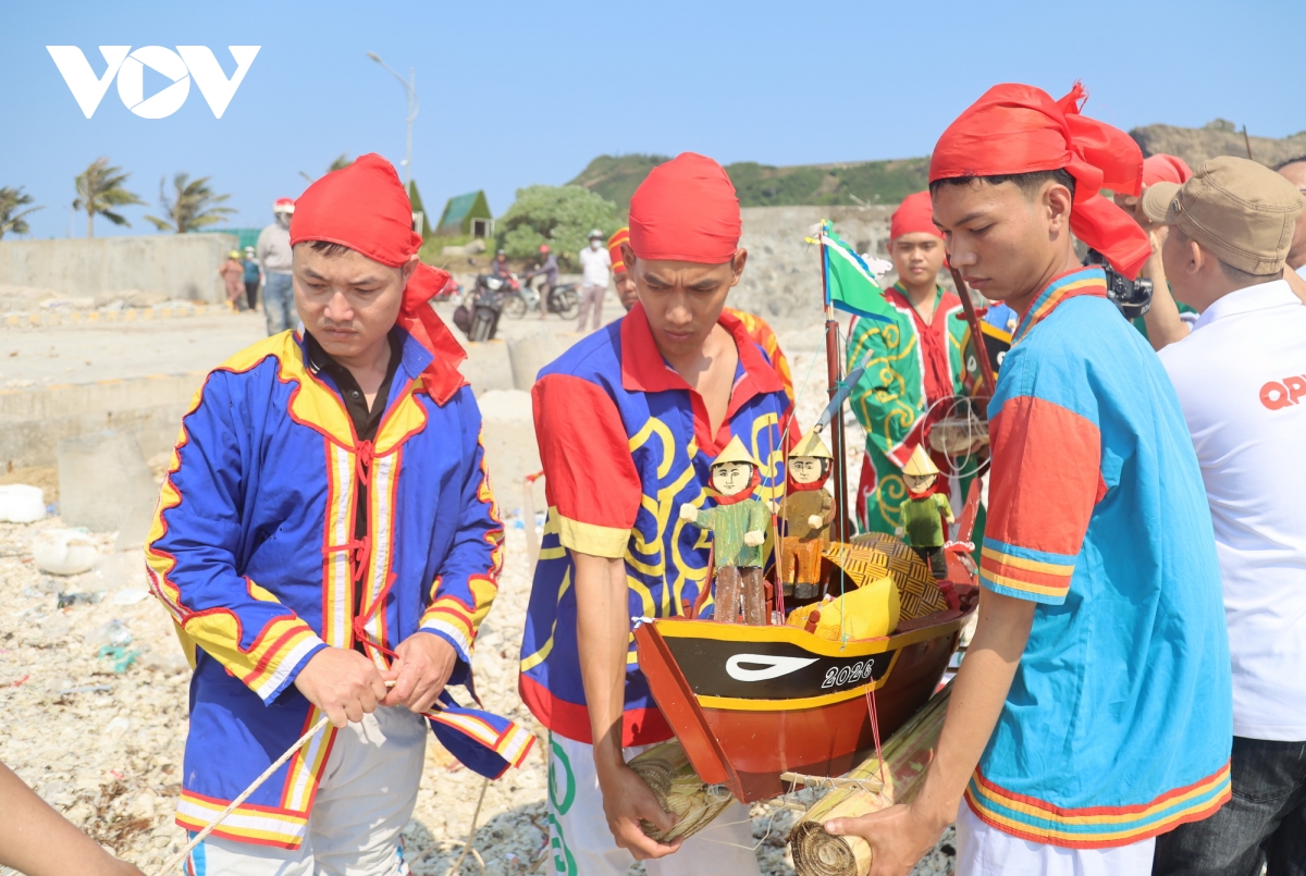trang nghiem le khao le the linh hoang sa, nhac nho doi hung binh giu bien hinh anh 5