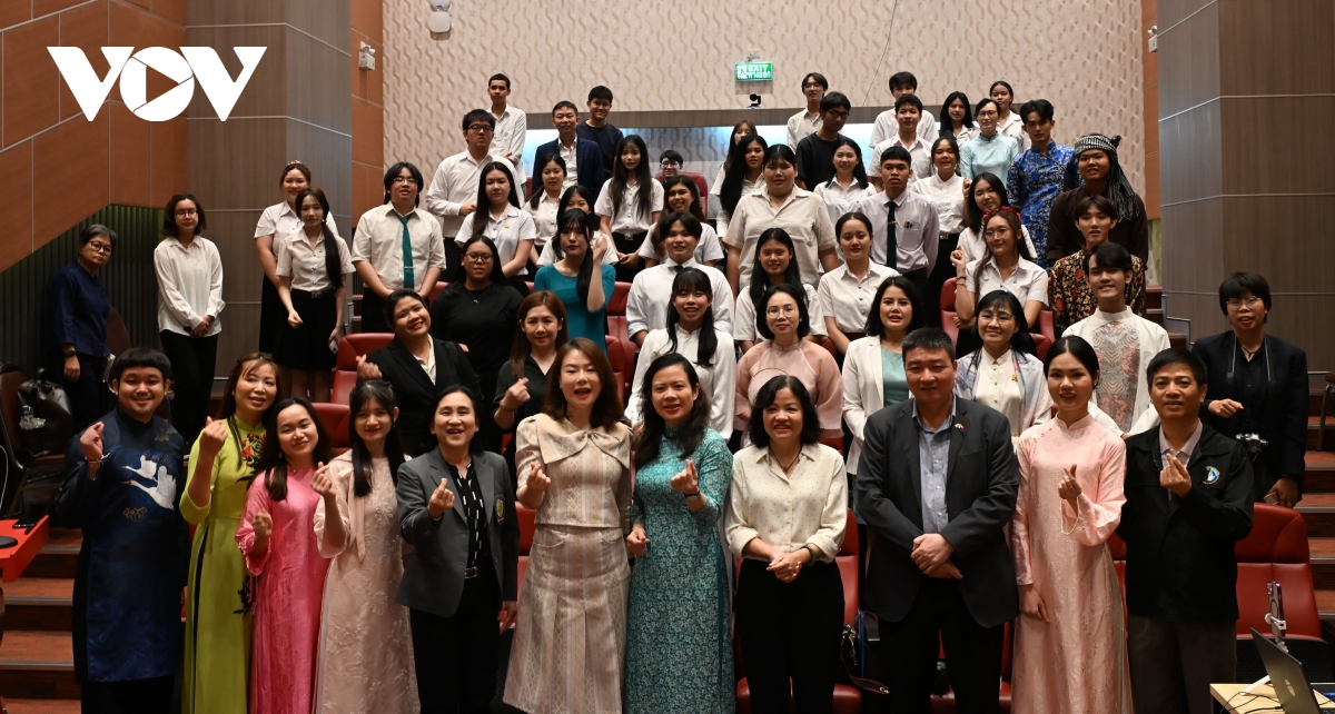 my viet nam story 2026 khi tieng viet viet nen ban tinh ca huu nghi viet thai hinh anh 7