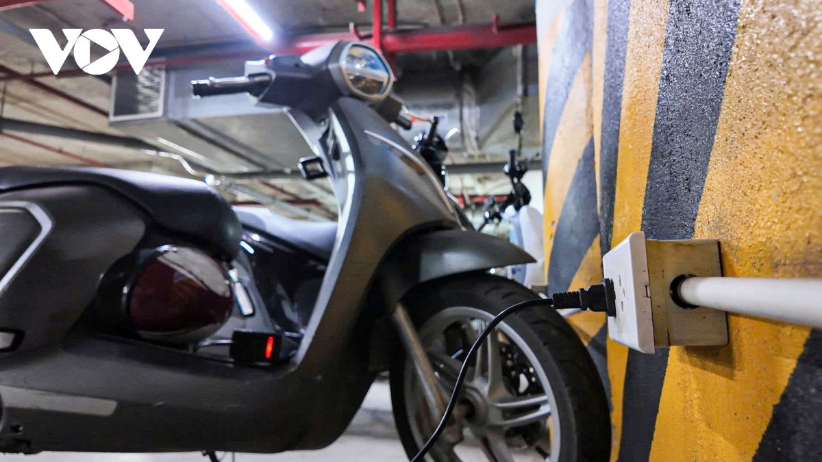 nhieu chung cu o ha noi van lung tung bo tri cho sac xe dien an toan hinh anh 3