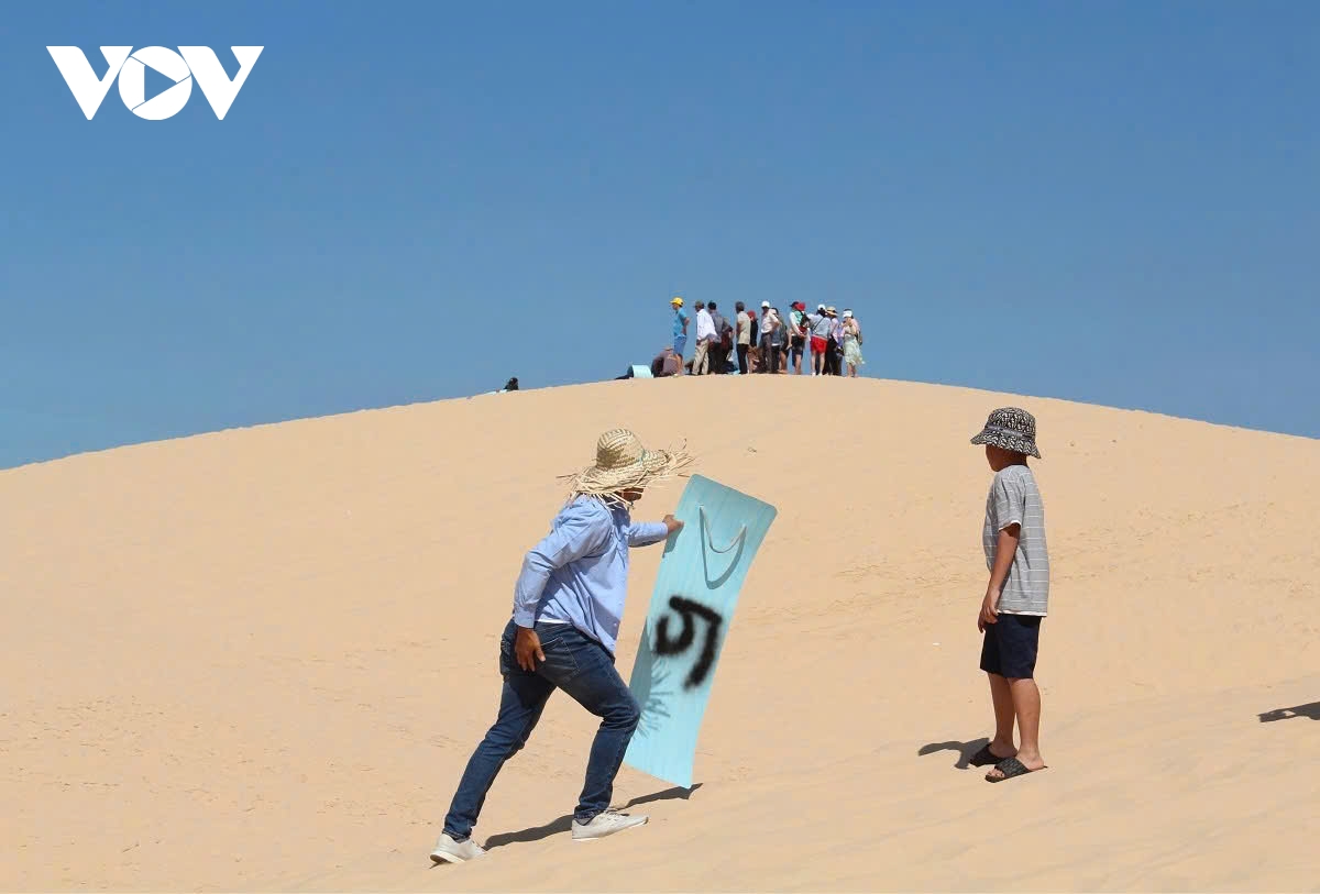 du lich lam Dong linh hoat tour duong bo, lam moi diem den don song du khach hinh anh 3