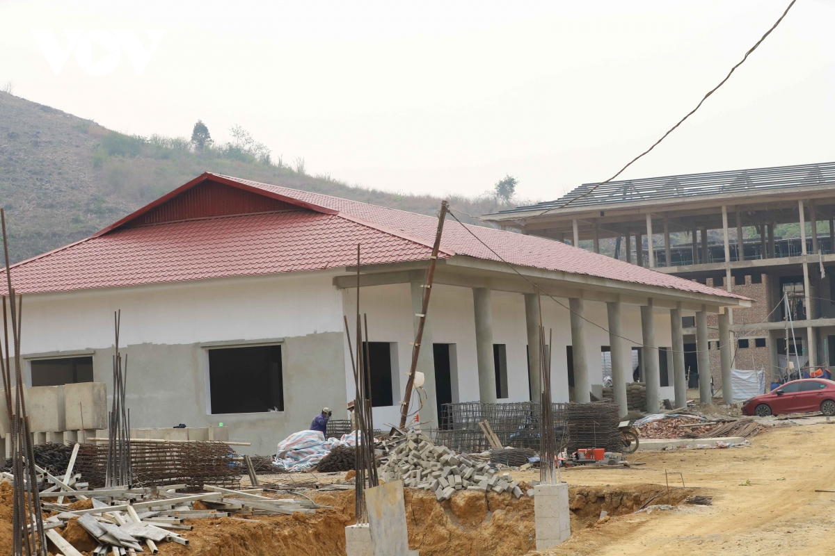 chien dich 100 ngay dem - nhung ngoi truong o vung bien son la dan hien huu hinh anh 8