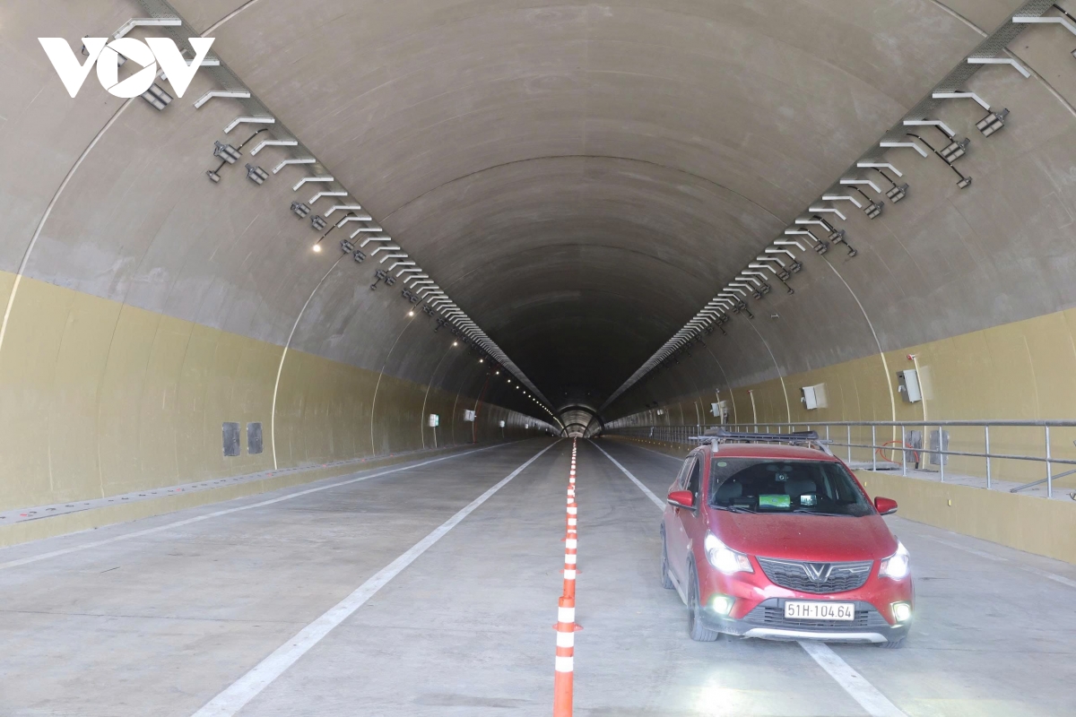 cao toc chi thanh - van phong qua Dak lak tang toc ve dich dip 30 4 hinh anh 7