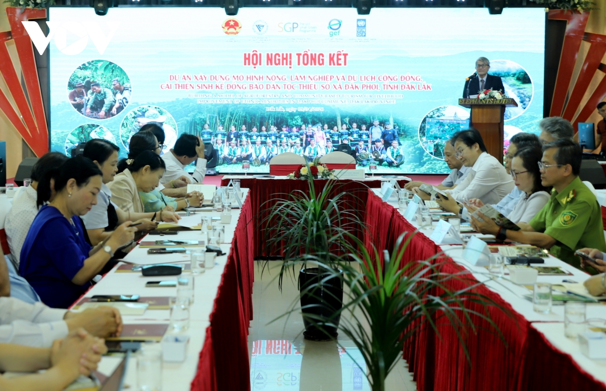 Dak lak tong ket mo hinh sinh ke gan voi bao ve rung o vung dan toc thieu so hinh anh 1