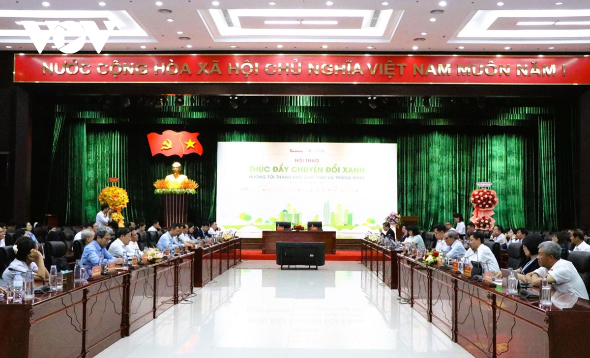 da nang hosts seminar on green transition towards smart, eco-friendly city picture 1
