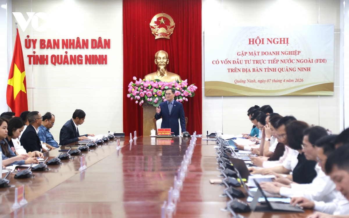 Lãnh đạo tỉnh Quảng Ninh gặp đại diện doanh nghiệp FDI để lắng nghe và giải quyết các khó khăn, vướng mắc.jpg
