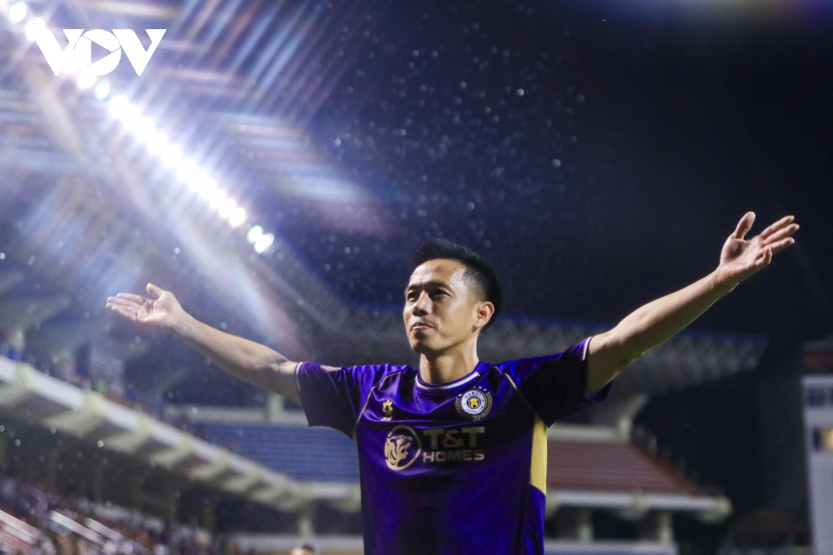 Văn Quyết: "Hôm nay Ninh Bình có 3 Hoàng Đức cũng vậy thôi"