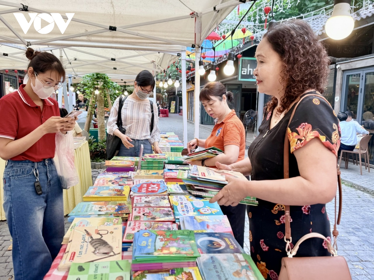 soi noi ngay sach va van hoa doc 2026 tai nhieu dia phuong hinh anh 1