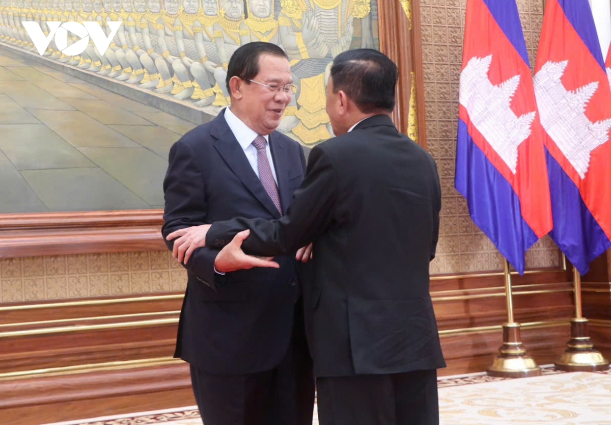 thuong truc ban bi thu tran cam tu hoi kien lanh dao Dang, nha nuoc campuchia hinh anh 1