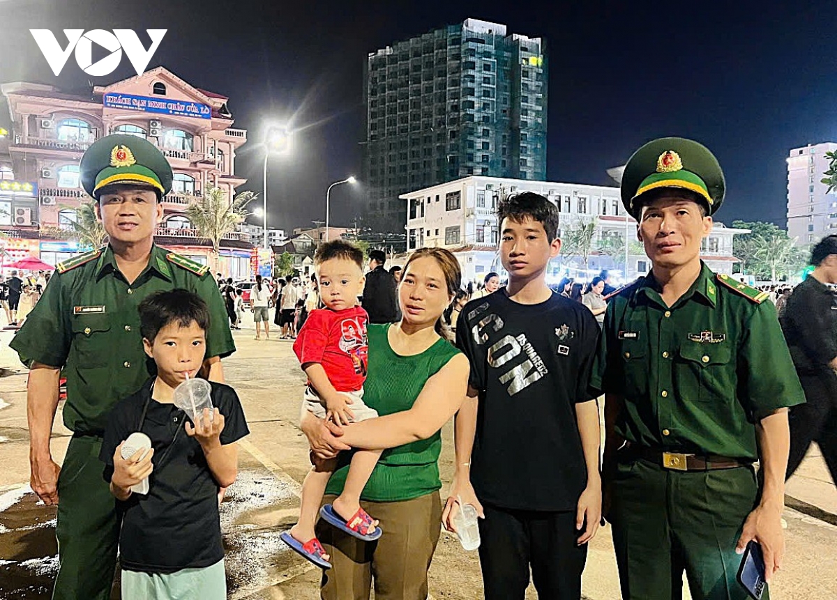 tra lai tai san cho du khach tai festival du lich cua lo 2026 hinh anh 2