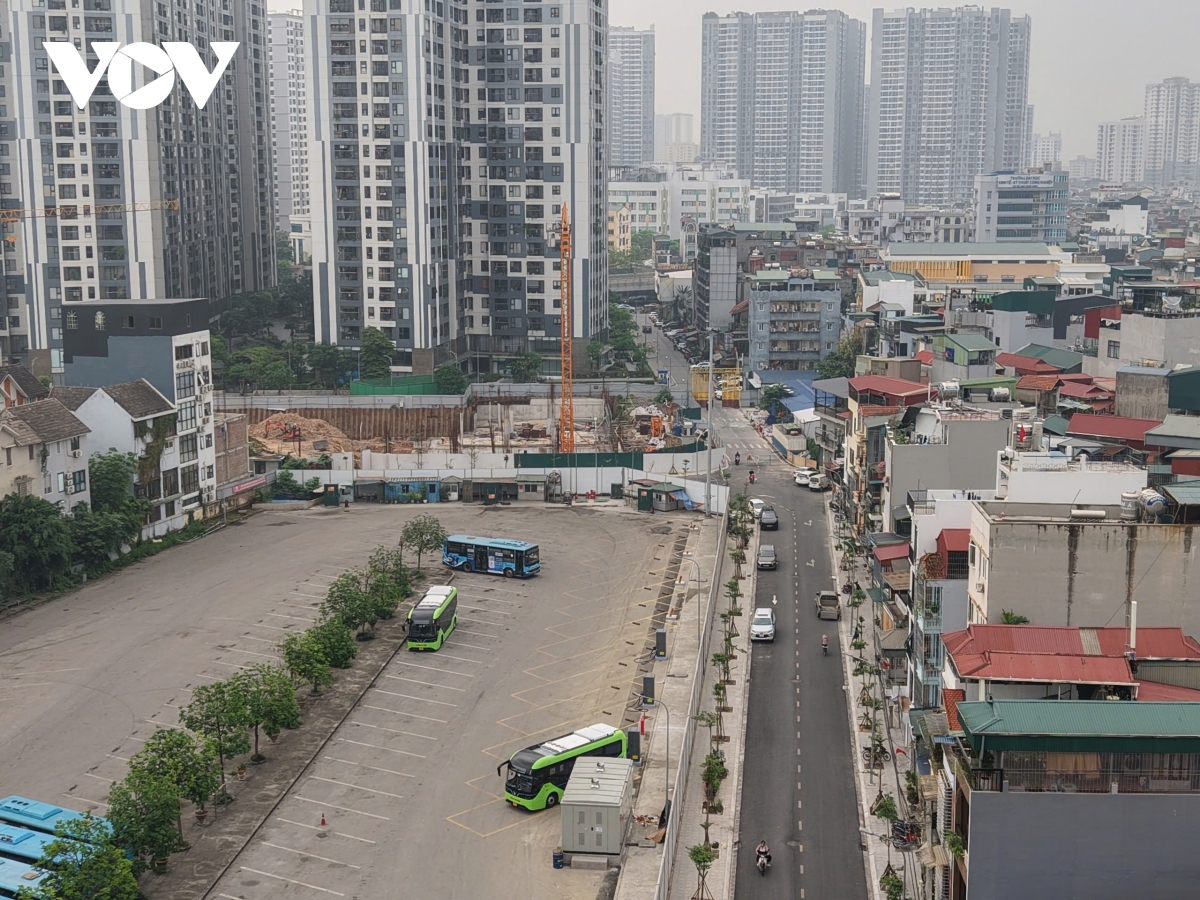 vi sao tuyen duong noi minh khai - lac trung ha noi thong xe ky thuat roi de do hinh anh 3