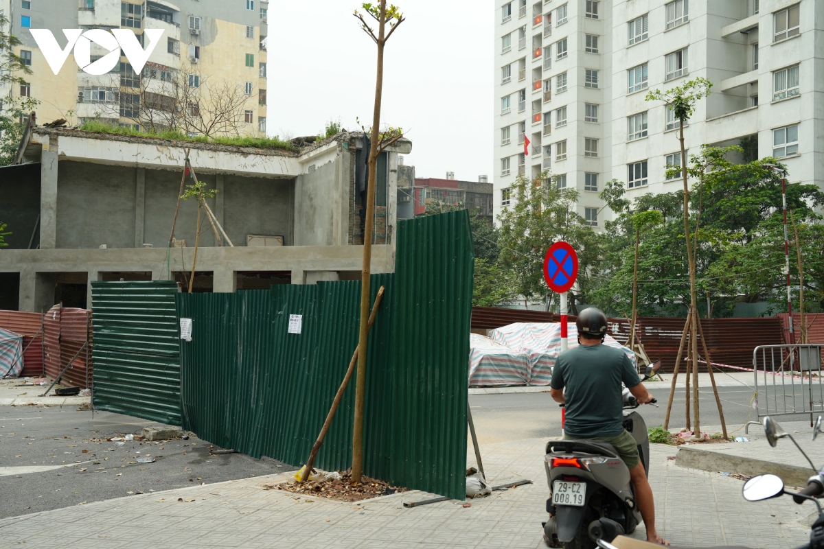 vi sao tuyen duong noi minh khai - lac trung ha noi thong xe ky thuat roi de do hinh anh 8