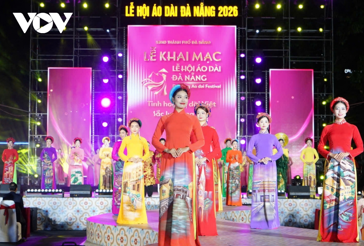 khai mac le hoi Ao dai Da nang 2026 hinh anh 2