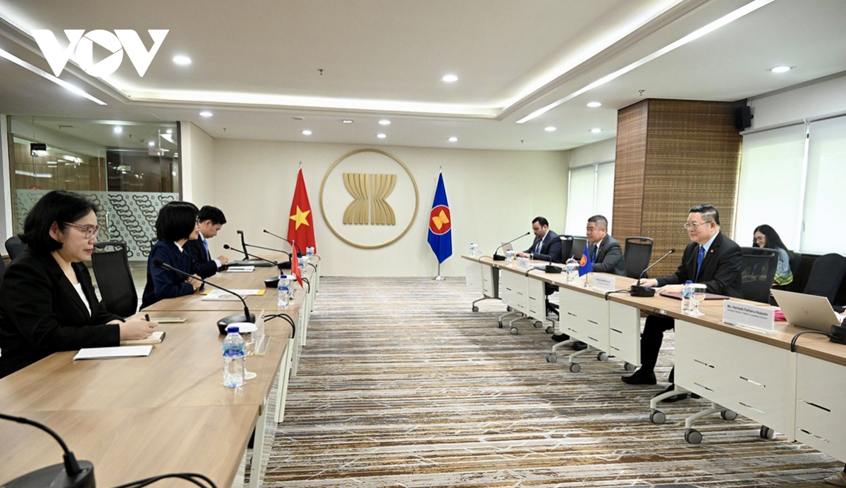 asean leader praises vietnam s contributions to regional bloc picture 2