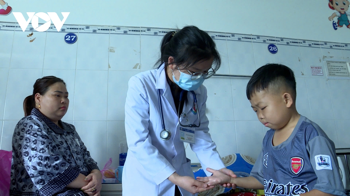 nhung giot mau nghia tinh o benh vien nhi gia lai hinh anh 1