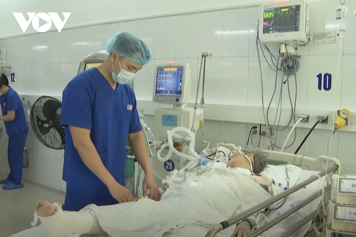 Da nang tang cuong bac si truc, dam bao phuc vu kham chua benh ngay le hinh anh 1