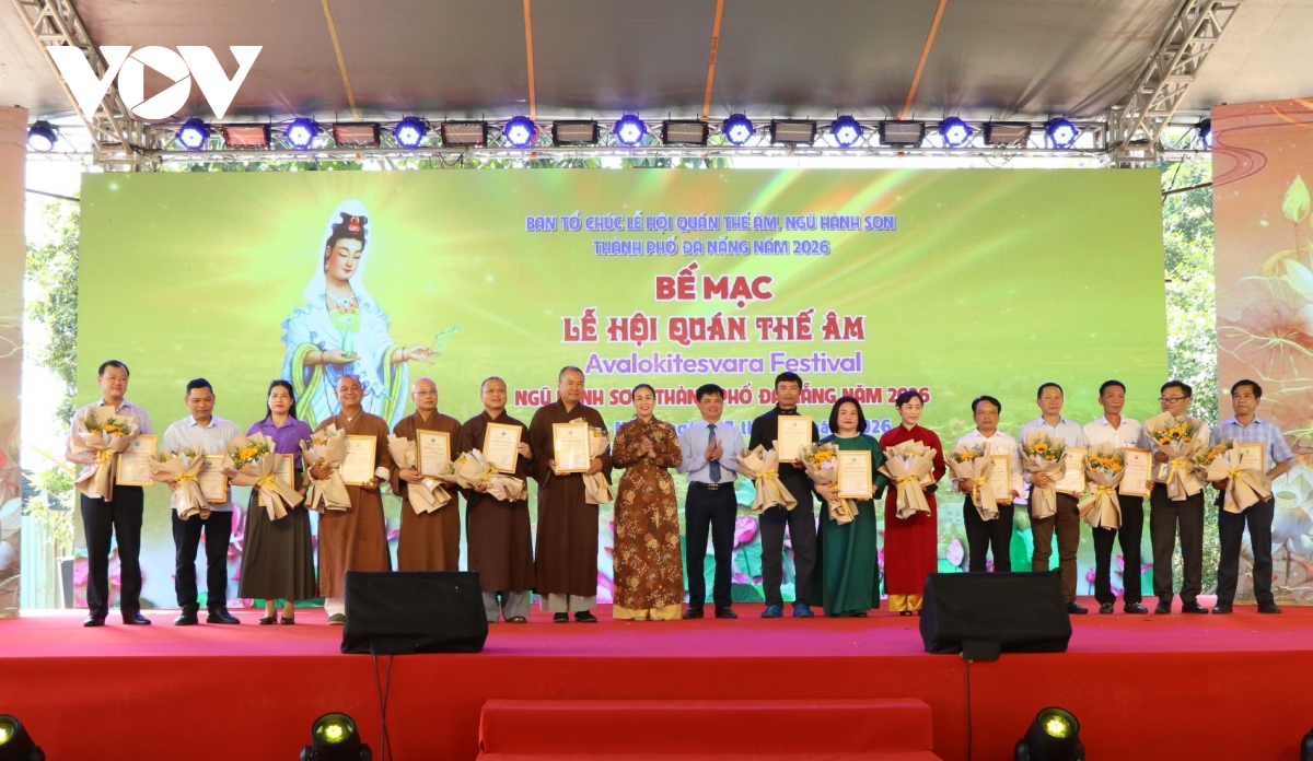 le hoi quan the Am - ngu hanh son 2026 thu hut hon 1 van nguoi tham du hinh anh 1