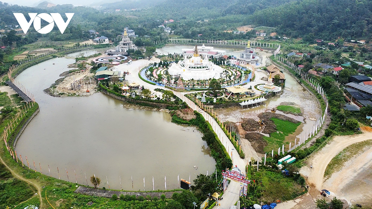 bao thap mandala tay thien tai hien 5 yeu to vu tru trong phat giao kim cuong thua hinh anh 4