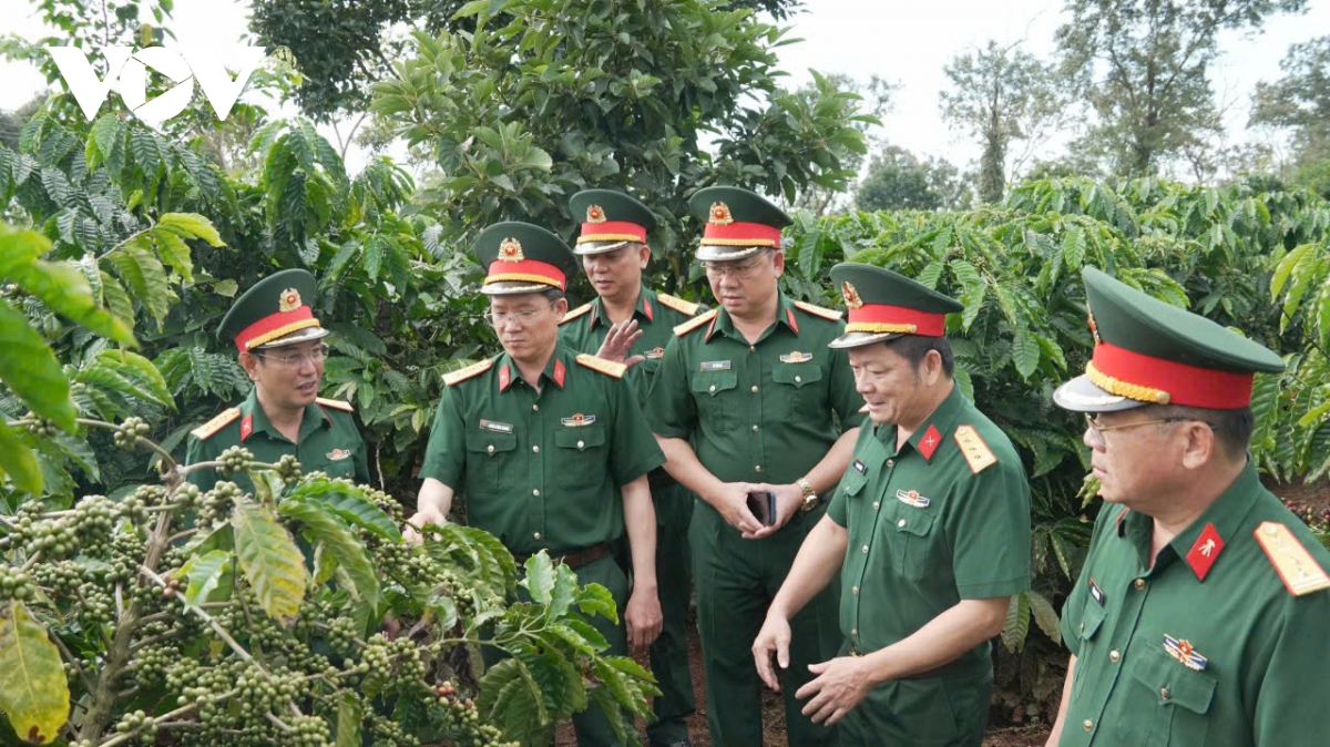 ky niem 80 nam ngay truyen thong llvt quan khu 5 tiep noi hao khi ba to hinh anh 6