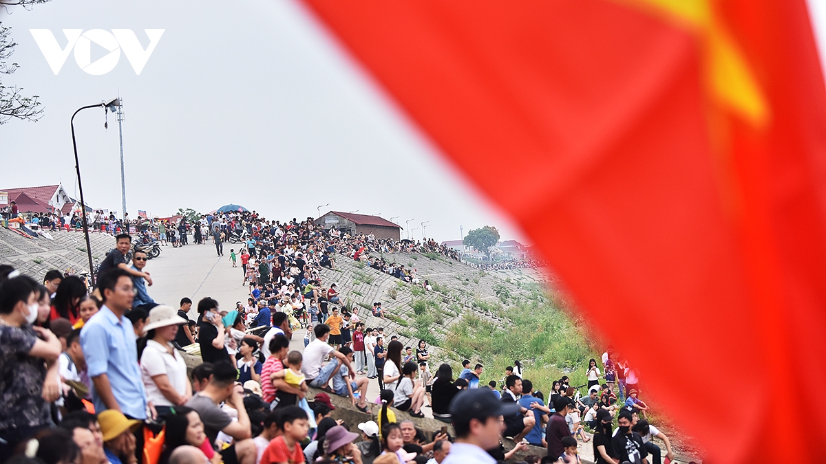 soi dong cuoc thi boi chai tai le hoi chien thang nhu nguyet 2026 hinh anh 12