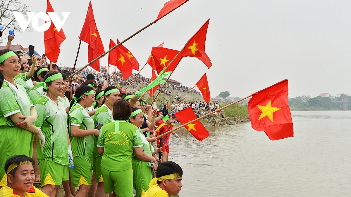 soi dong cuoc thi boi chai tai le hoi chien thang nhu nguyet 2026 hinh anh 7