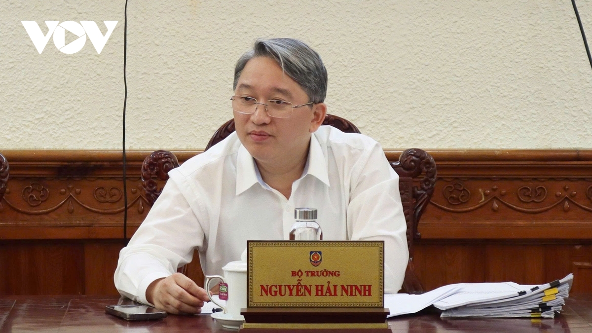 nhieu co che dac thu, vuot troi de thu hut nguoi gioi lam luat su cong hinh anh 2