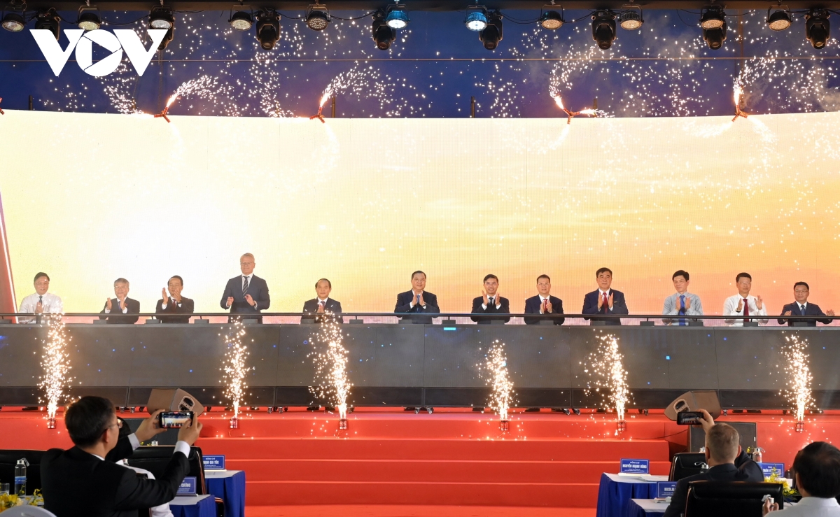 khoi cong du an dau tu xay dung tong the ben cang container lien chieu hinh anh 1