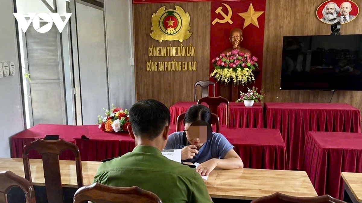 Đăng tin xuyên tạc lực lượng công an, 12 người bị xử lý