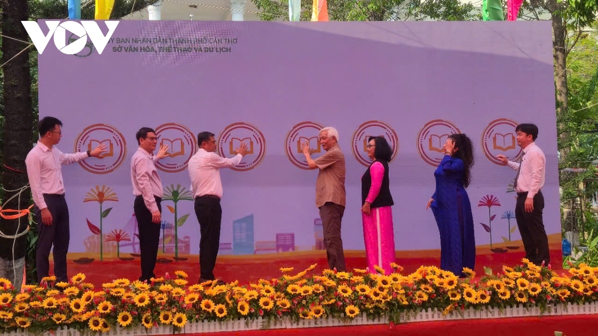 khai mac hoi sach thanh pho can tho lan thu v hinh anh 1