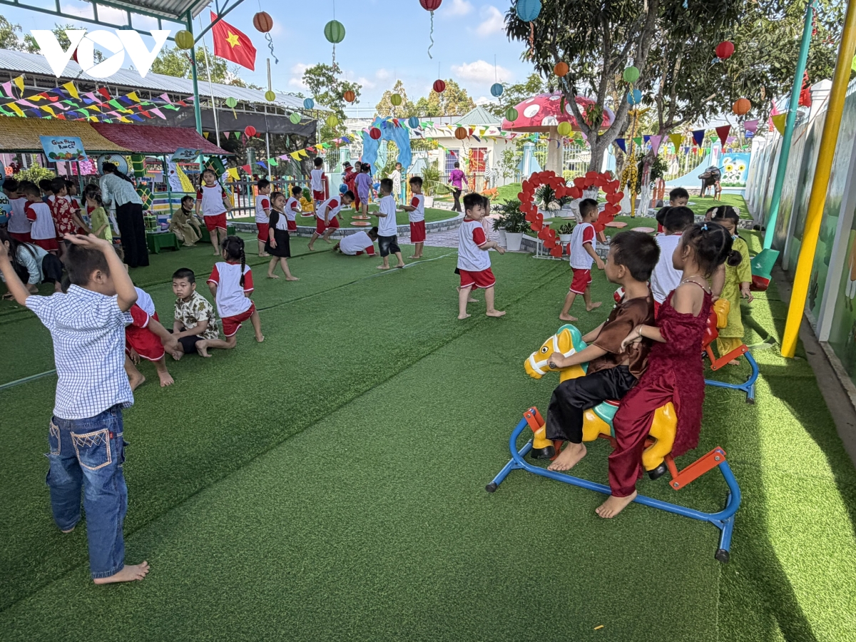 ve tham vinh vien anh hung o can tho hinh anh 2