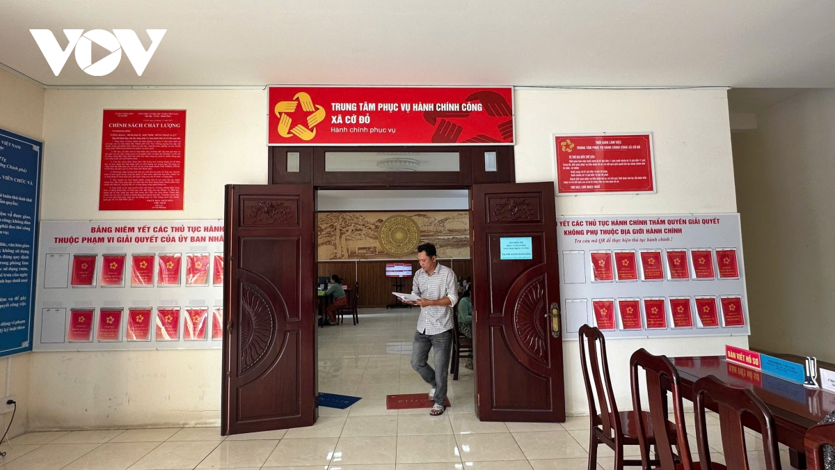 hanh chinh cap xa o can tho, can bo vuot ap luc nhung thuan loi cho nguoi dan hinh anh 4