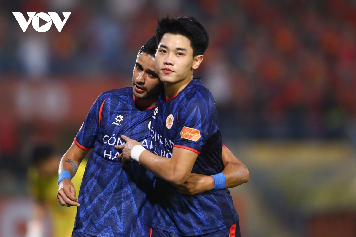 sau vong 17 v-league 2025 2026 cahn va thanh hoa tao dau an manh me hinh anh 2