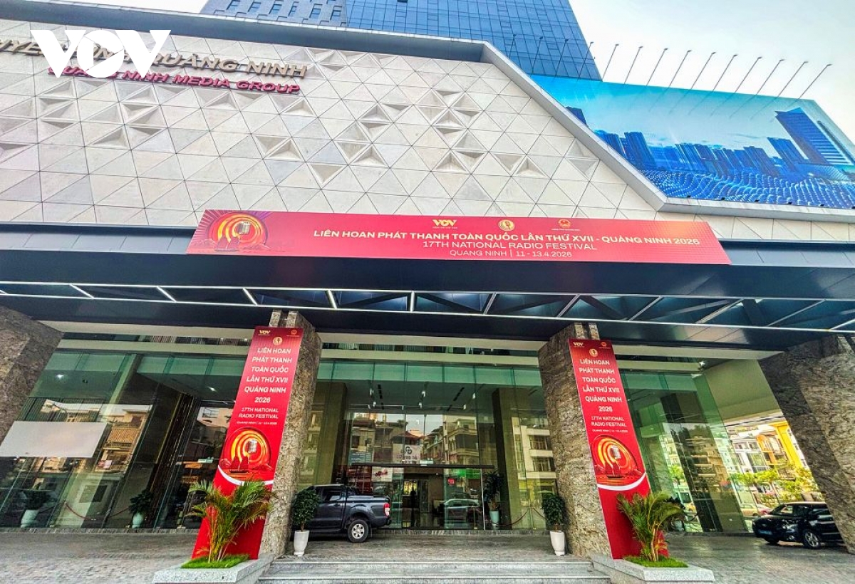 can canh phong thi truc tiep, san khau concert tai lien hoan phat thanh toan quoc hinh anh 1