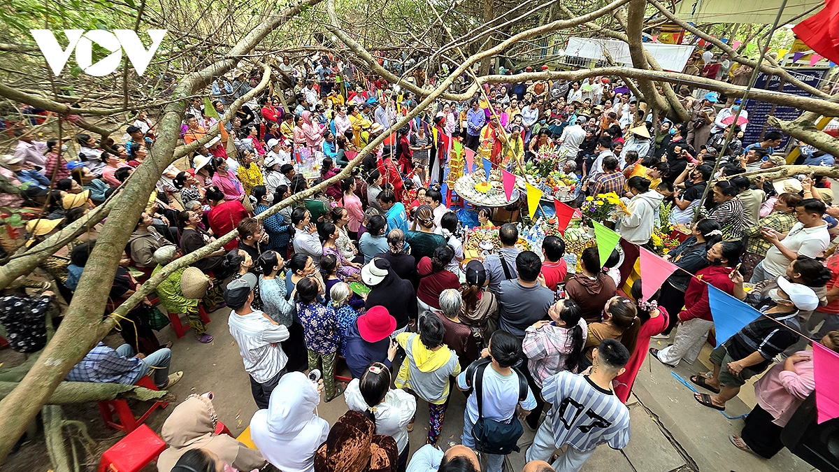 can tho ky vong thu hut dong dao du khach tai le hoi banh dan gian nam bo hinh anh 1