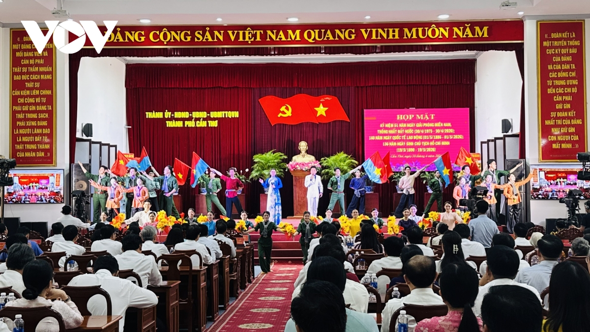 can tho hop mat ky niem 51 nam ngay giai phong mien nam, thong nhat dat nuoc hinh anh 1