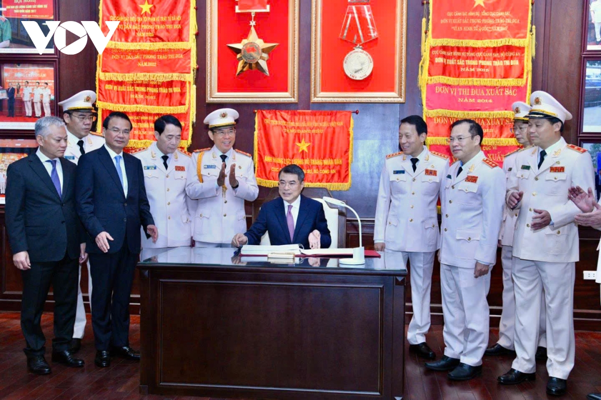 thu tuong kien quyet khong de bi dong, bat ngo truoc moi loai hinh toi pham hinh anh 2