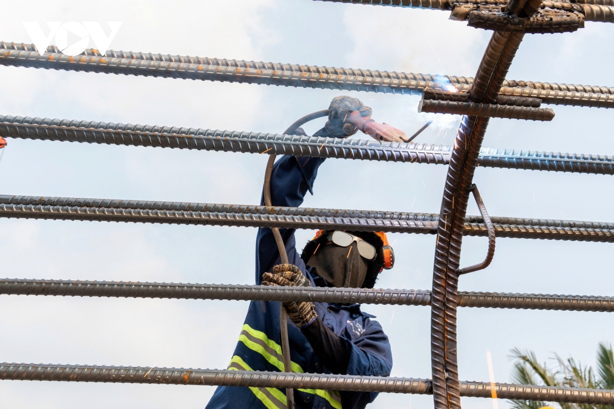 hoi ha tren cong truong cau long thanh 2, giai cuu cao toc tp.hcm - long thanh hinh anh 7