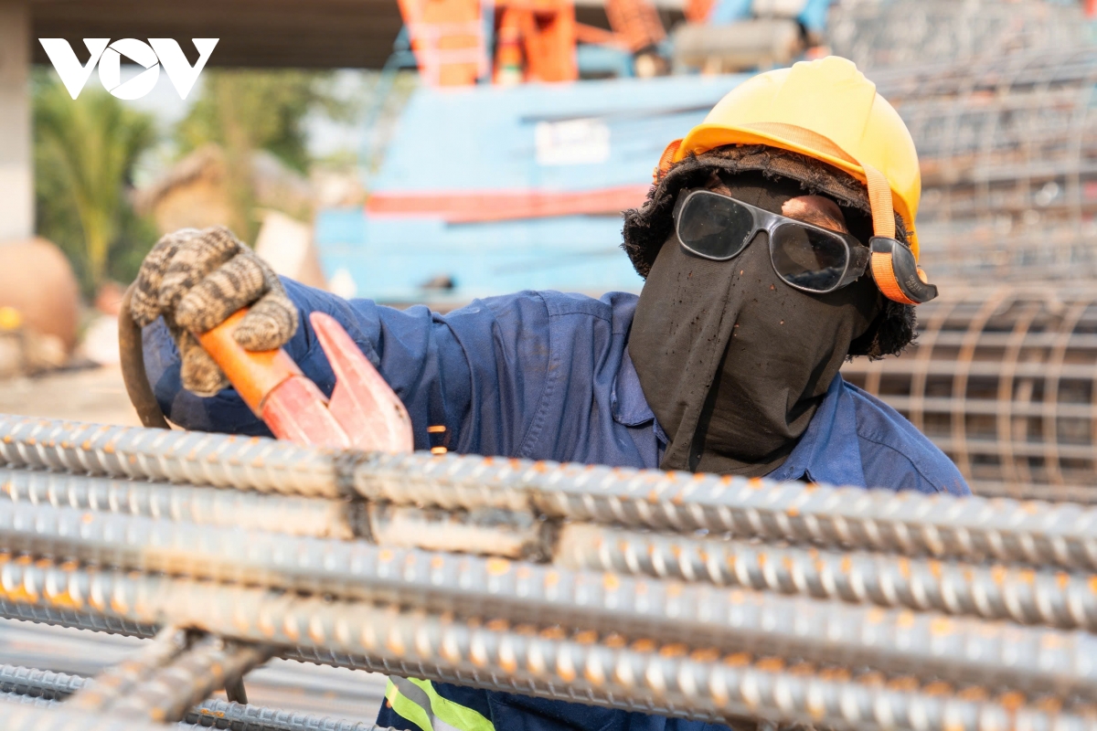 hoi ha tren cong truong cau long thanh 2, giai cuu cao toc tp.hcm - long thanh hinh anh 6