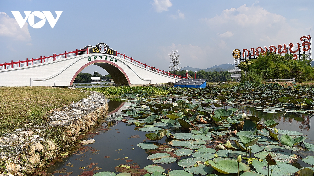 lang du lich lin chang, diem den kham pha van hoa viet hap dan tai thai lan hinh anh 9