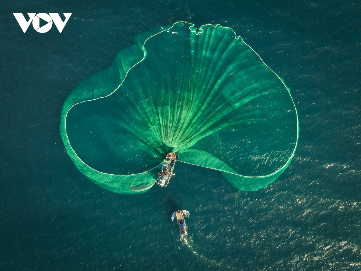 lang chai long thuy 300 nam gin giu huong vi nuoc mam truyen thong hinh anh 2