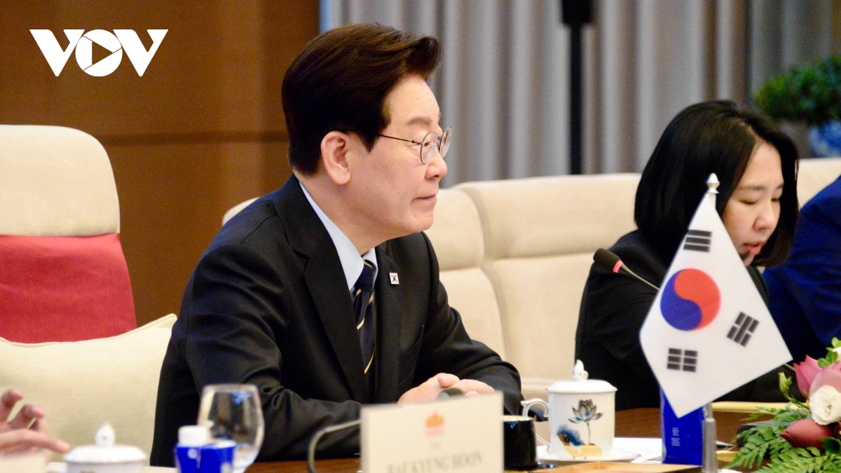 chu tich quoc hoi tran thanh man hoi kien tong thong han quoc lee jae myung hinh anh 8