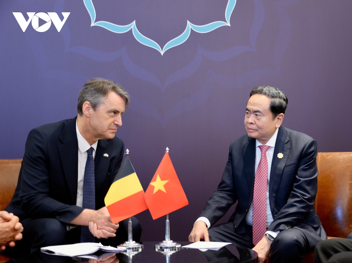 chu tich quoc hoi tran thanh man gap chu tich thuong vien bi vincent blondel hinh anh 2